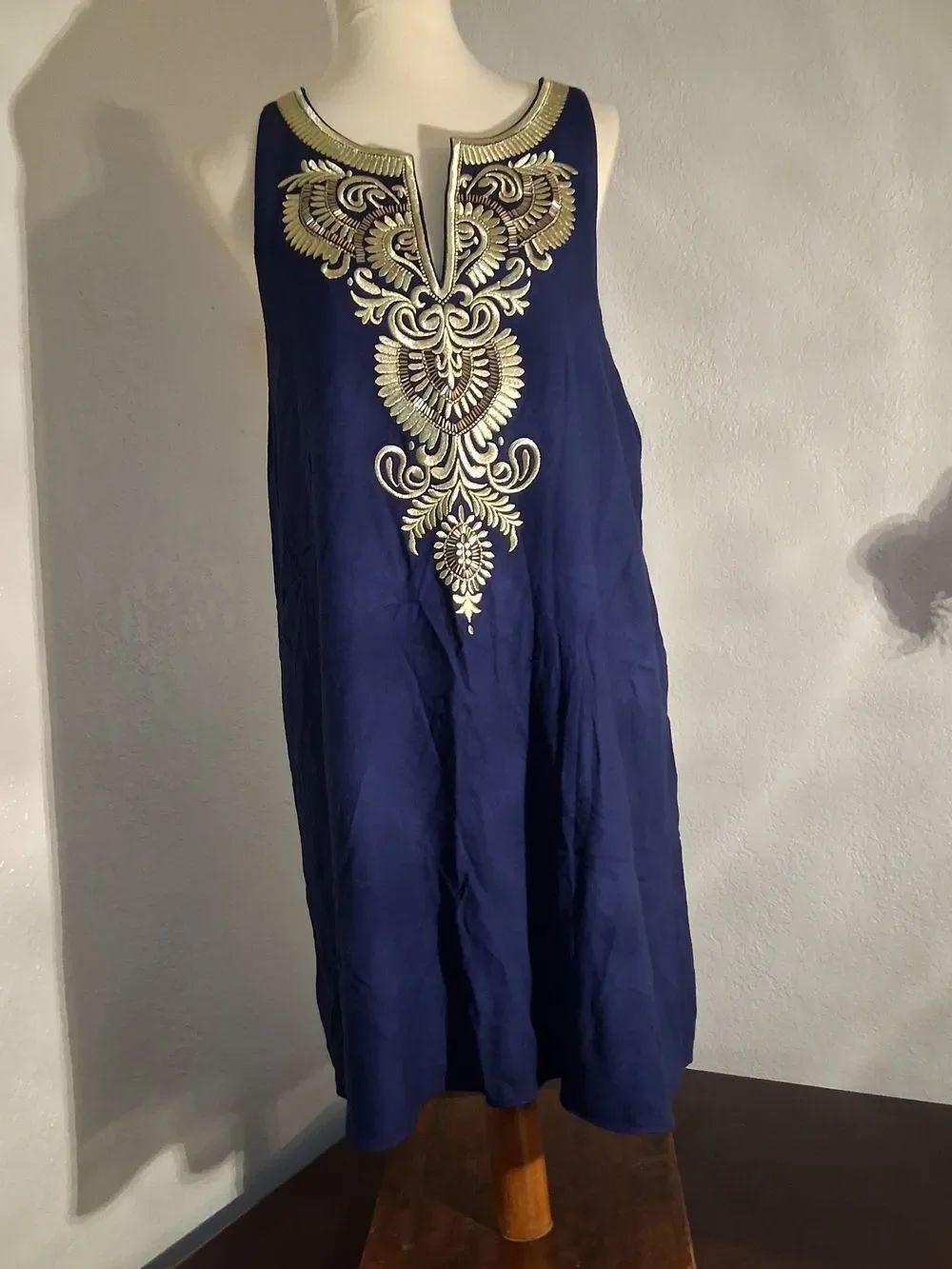 Lilly Pulitzer Navy Midi Dress with Pink Label and Gold Shimmer